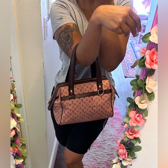 Louis Vuitton Red Josephine PM Handbag - SR0082 🌺 - Picture 9 of 15